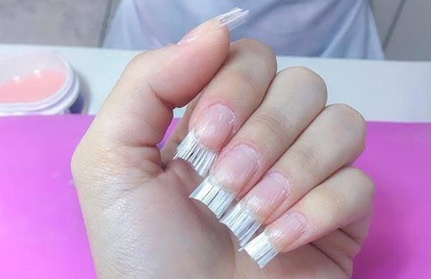 Curso de Unhas de Fibra de Vidro